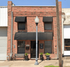 Outside view of Dale Rose's office in Bonham, TX