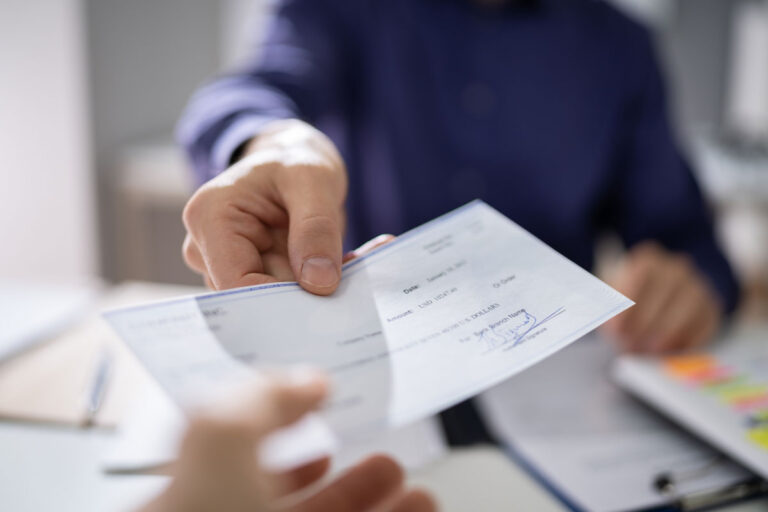 Cheque